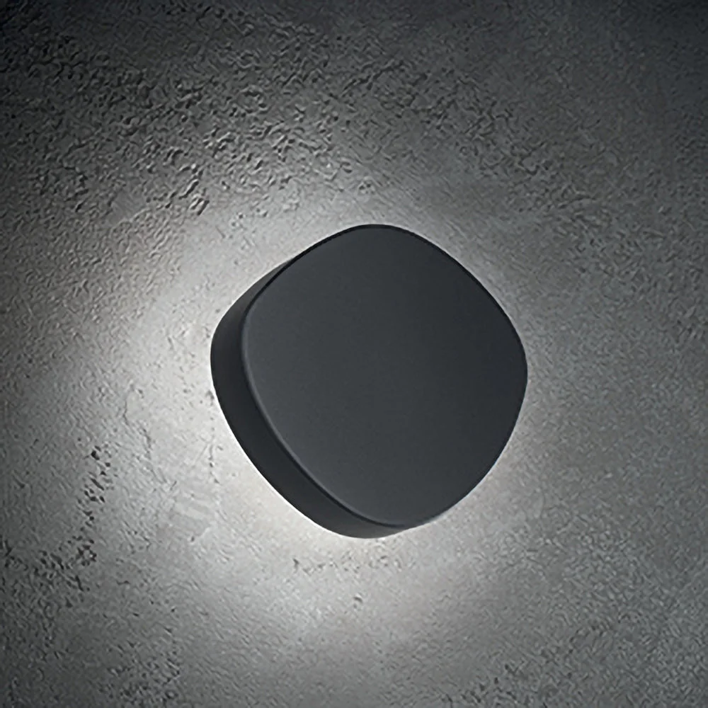 Zafferano Ciottolo lampada da parete